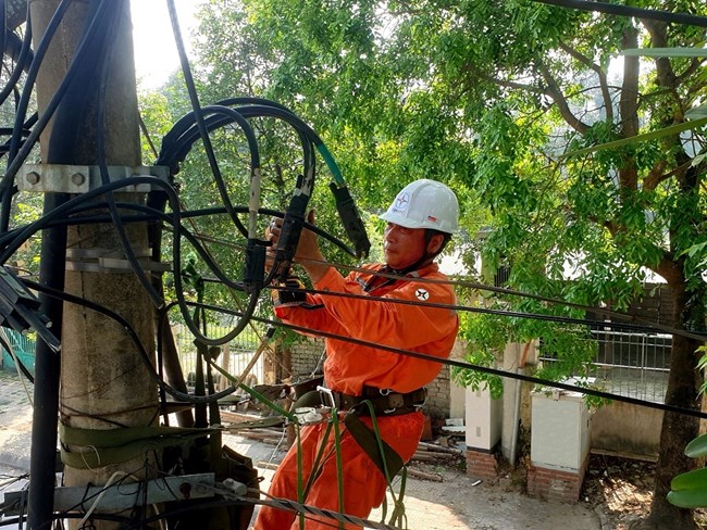 Tổng công ty Điện lực miền Bắc nỗ lực cấp điện mùa nắng nóng